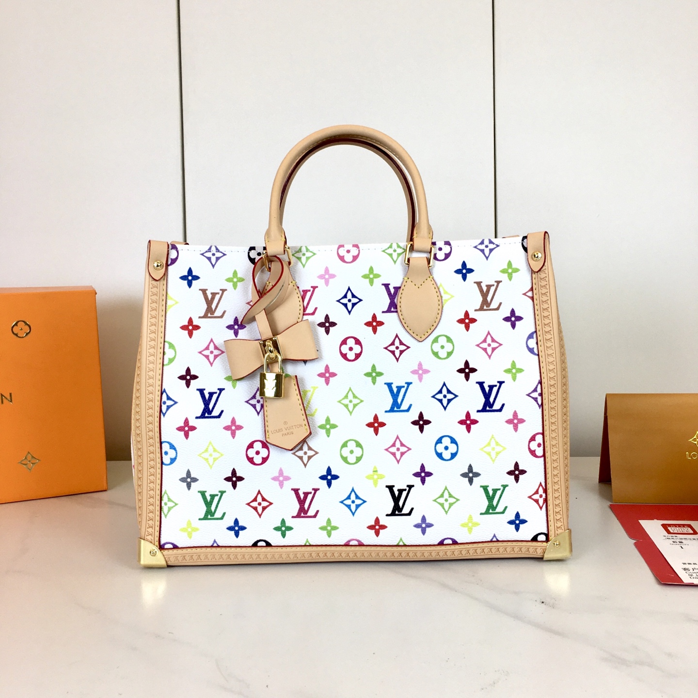 LV bag 635